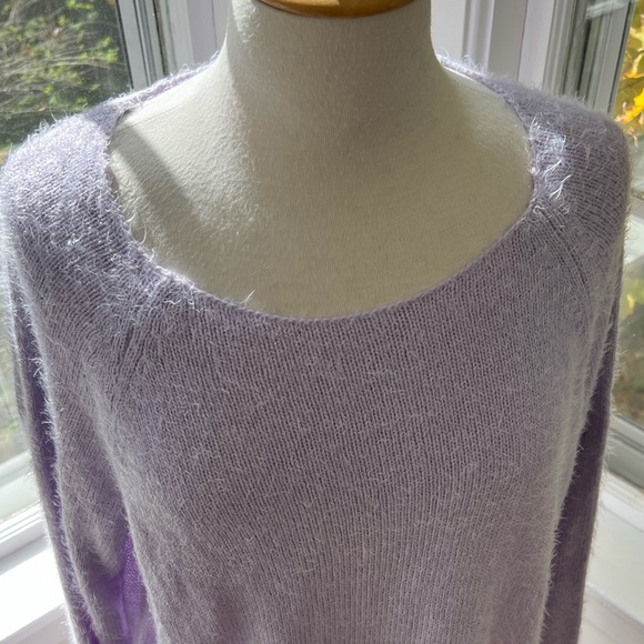 LIVE LOVE DREAM soft fuzzy scoop neck lilac color sweater - Picture 6 of 10